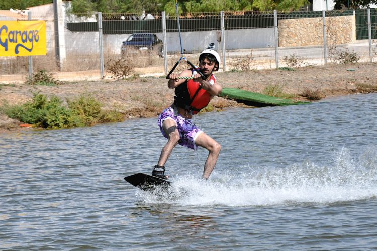 Wakeboard like an expert with lessons from a pro